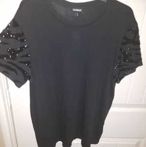 🆕🆕EXPRESS Black tee with sequin zebra print size medium